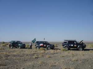 2009 Узбекистан в пустыне.jpg