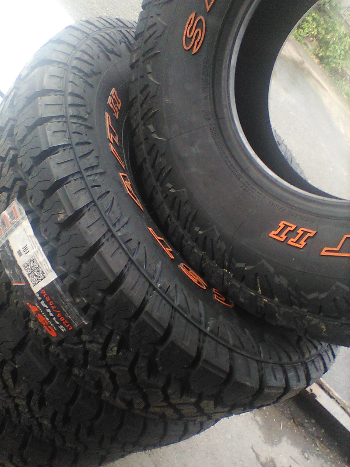cst sahara atII 285 75 16.jpg